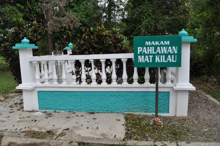 makam mat kilau